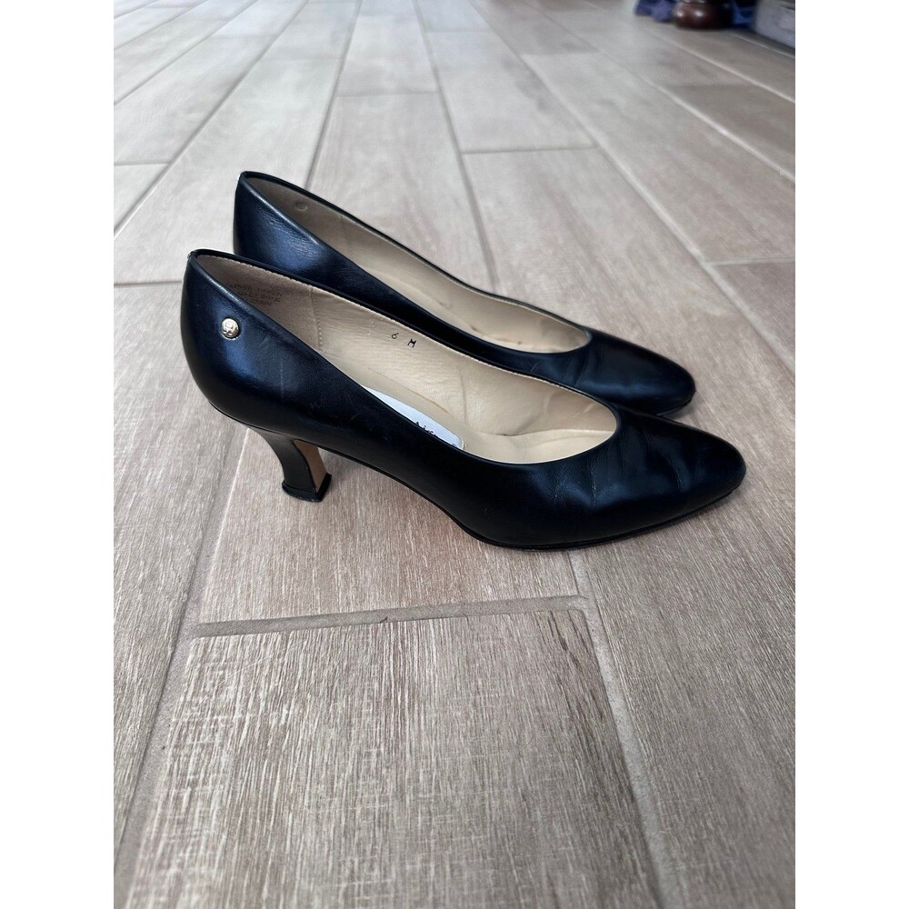 Etienne Aigner Priscila Pumps Women 6M Black Leather Heels Made in Spain Vintag